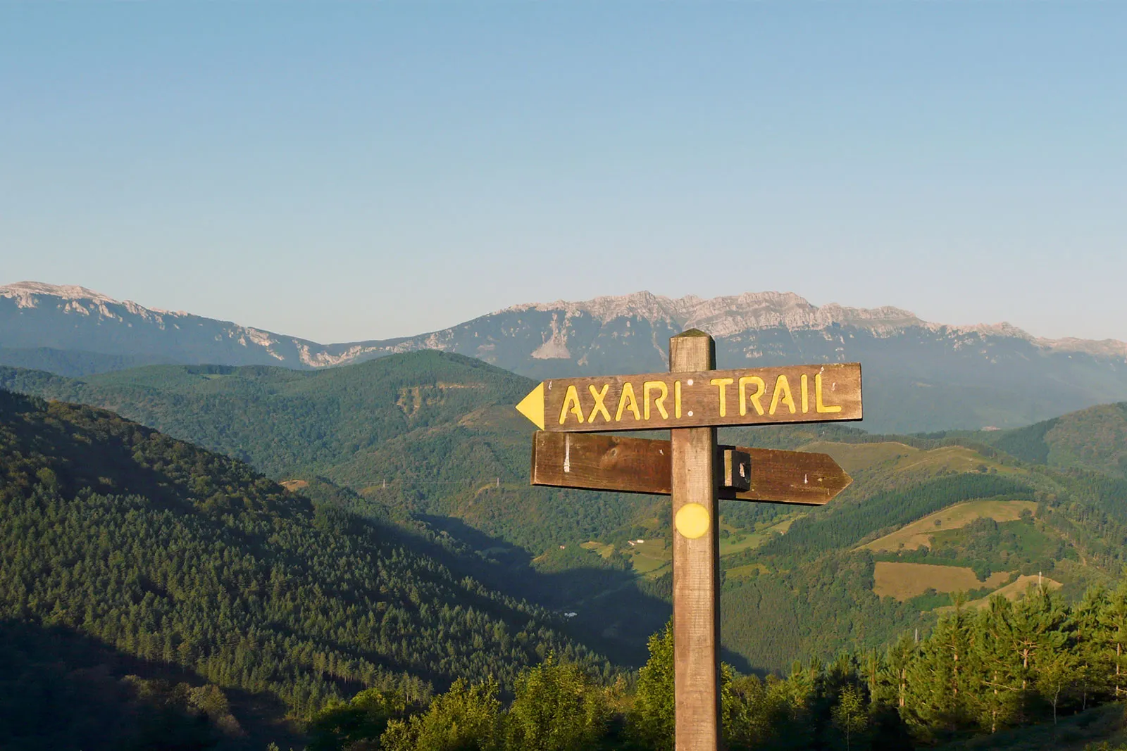 Axari Trail